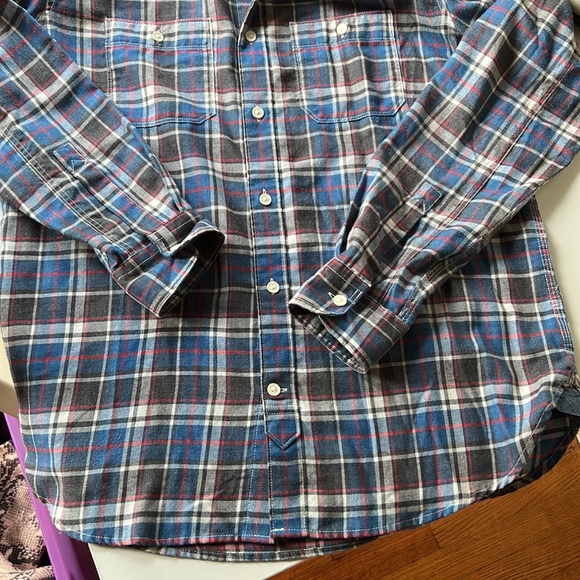 Mens Gap flannel button down shirt - Picture 2 of 4